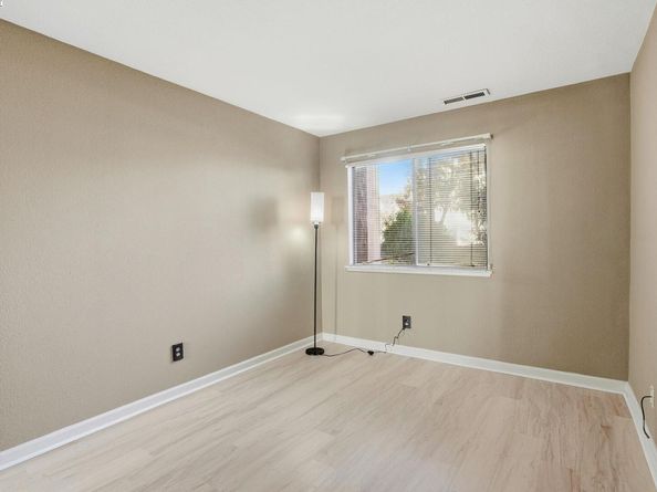 1820 Dalessi Ln, Pinole CA 94564