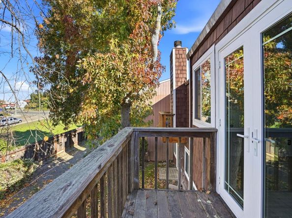 1820 Dalessi Ln, Pinole CA 94564