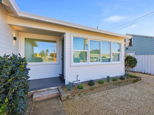 1346 Manor Dr, San Pablo CA 94806