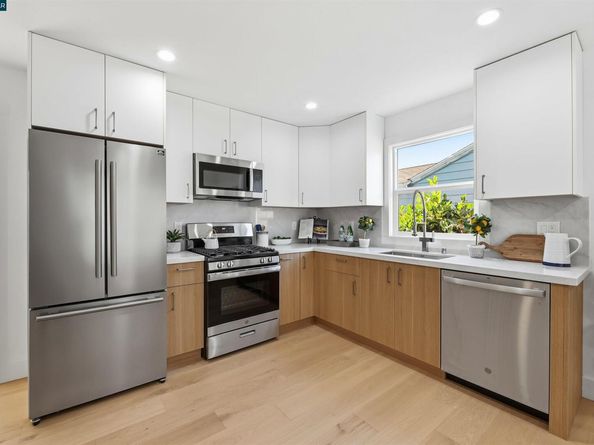 1346 Manor Dr, San Pablo CA 94806