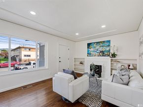 5955 Hayes St, Oakland CA 94621