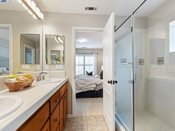 6020 Hillbrook Pl, Dublin CA 94568