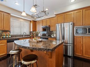 6020 Hillbrook Pl, Dublin CA 94568