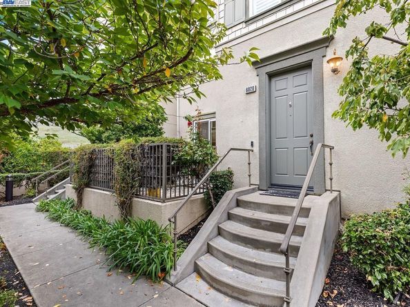 6020 Hillbrook Pl, Dublin CA 94568