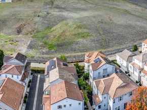 6020 Hillbrook Pl, Dublin CA 94568
