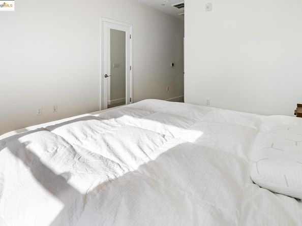 712 Bramble TER, Sunnyvale CA 94086