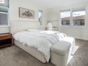 712 Bramble TER, Sunnyvale CA 94086