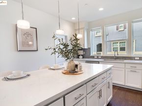 712 Bramble TER, Sunnyvale CA 94086