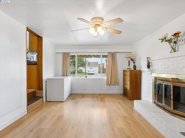 15106 Edgemoor St, San Leandro CA 94579