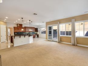 30 Arundel Dr, Hayward CA 94542