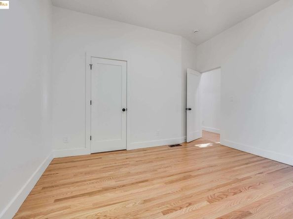 1238 12Th St, Oakland CA 94607