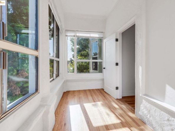 1238 12Th St, Oakland CA 94607