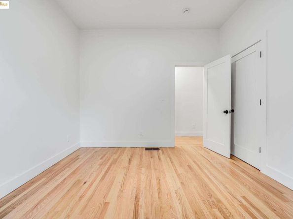 1238 12Th St, Oakland CA 94607