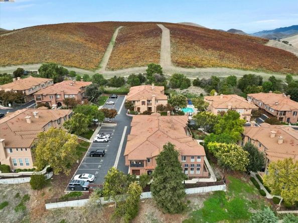 46 Meritage Cmn 202, Livermore CA 94551