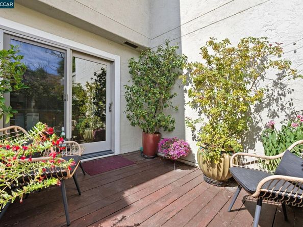 1585 Moraga Way, Moraga CA 94556