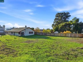 834 Coral Ridge Cir, Rodeo CA 94572