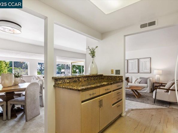 2224 Pine Knoll Dr 1, Walnut Creek CA 94595