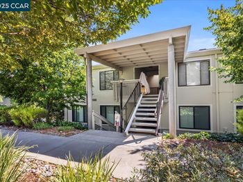 2224 Pine Knoll Dr