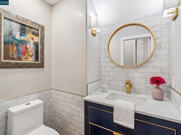 1003 River Rock Ln, Danville CA 94526