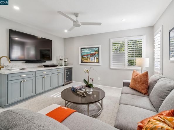 1003 River Rock Ln, Danville CA 94526