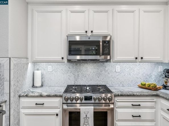 1003 River Rock Ln, Danville CA 94526
