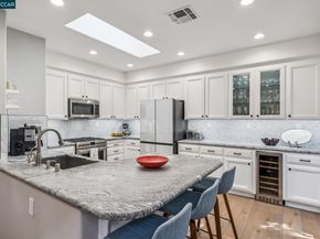 1003 River Rock Ln, Danville CA 94526