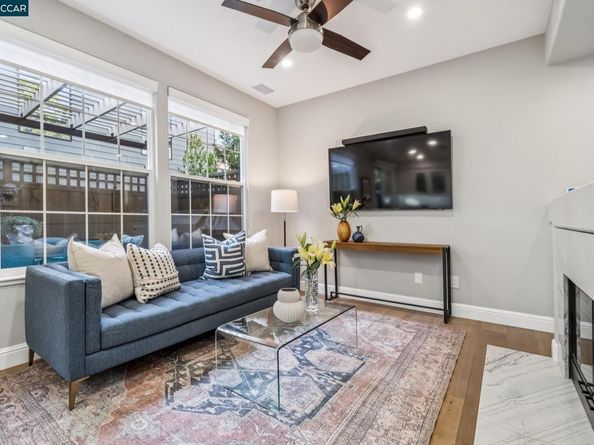 1003 River Rock Ln, Danville CA 94526