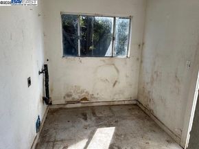 1024 50Th Ave, Oakland CA 94601