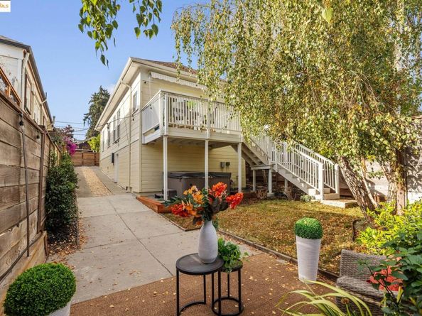 2728 12th Ave, Oakland CA 94606