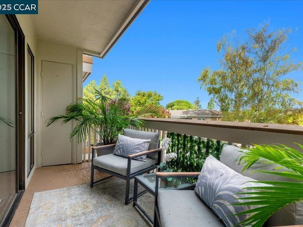1317 Canyonwood Ct 4, Walnut Creek CA 94595