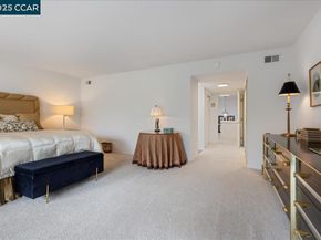 1317 Canyonwood Ct 4, Walnut Creek CA 94595
