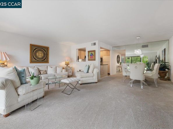 1317 Canyonwood Ct 4, Walnut Creek CA 94595