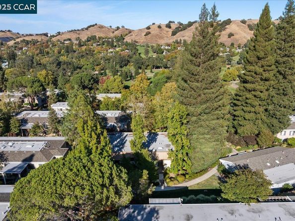 1317 Canyonwood Ct 4, Walnut Creek CA 94595