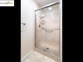 147 Cumberland Way, Alameda CA 94502