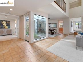 147 Cumberland Way, Alameda CA 94502