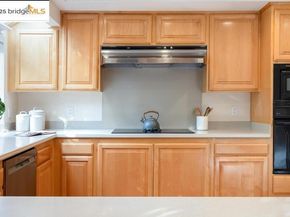 147 Cumberland Way, Alameda CA 94502