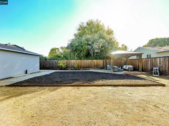 2050 5th Avenue, Concord CA 94518