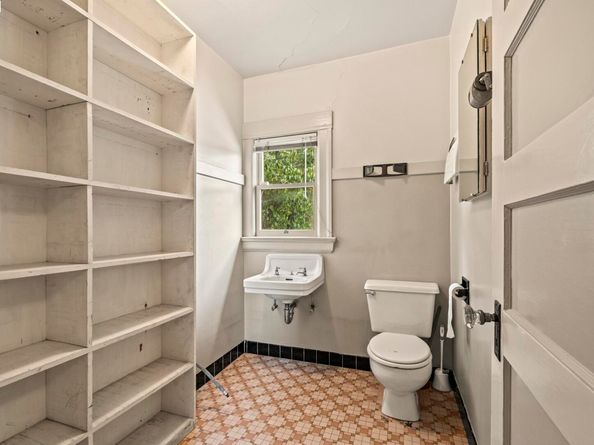 3050 Shattuck, Berkeley CA 94705