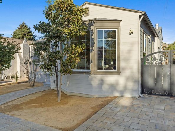 1029 Pomona Ave, Albany CA 94706