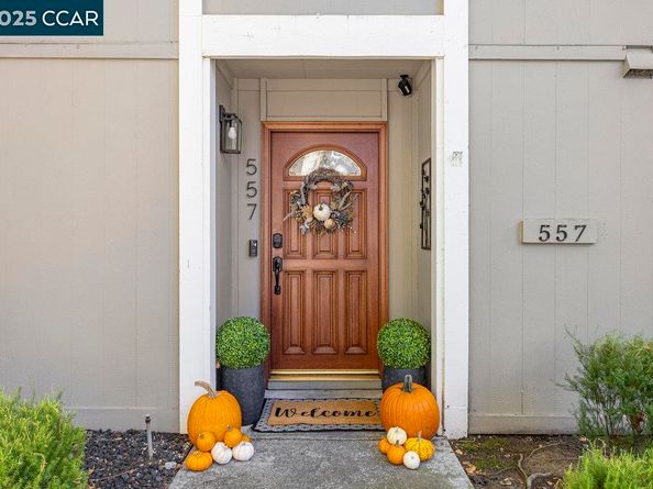 557 Garden Creek Pl, Danville CA 94526