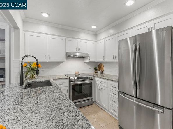557 Garden Creek Pl, Danville CA 94526