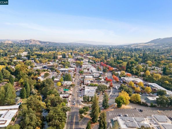557 Garden Creek Pl, Danville CA 94526