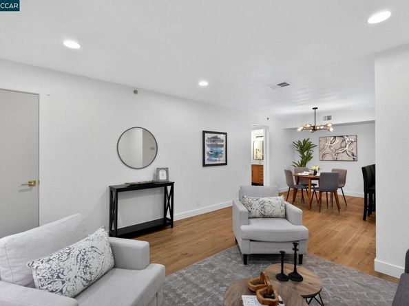 199 E Warren Cmn, Fremont CA 94539