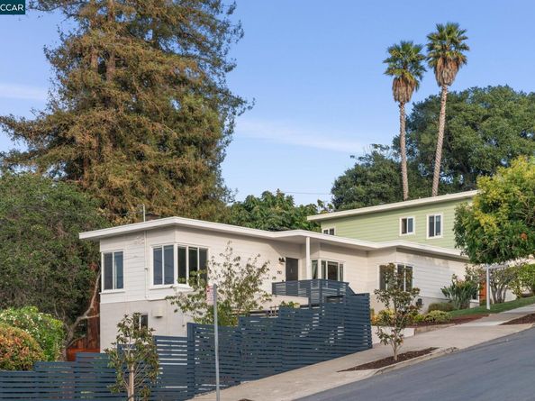 1710 E 24Th St, Oakland CA 94606