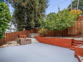 1710 E 24Th St, Oakland CA 94606