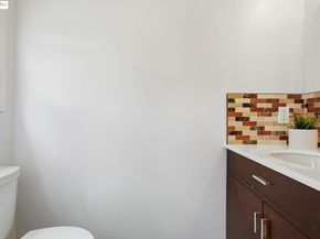 920 Neilson St, Albany CA 94706