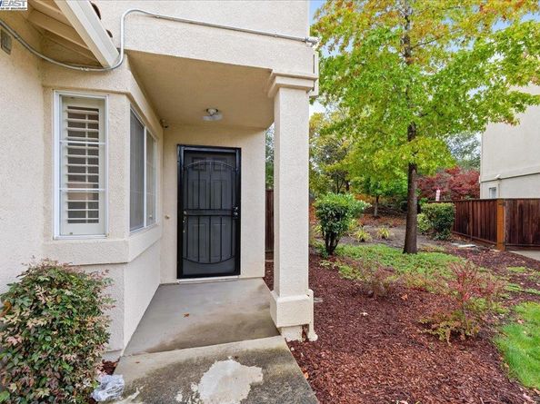 20377 Summerglen Pl, Castro Valley CA 94552