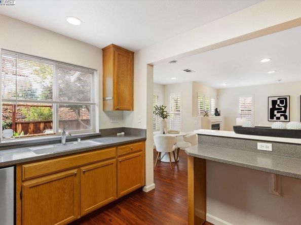 20377 Summerglen Pl, Castro Valley CA 94552