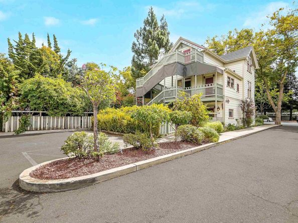 742 B St, Hayward CA 94541