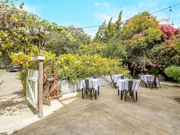742 B St, Hayward CA 94541